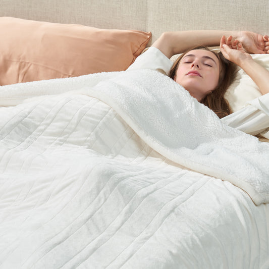 Heated Blanket Electric Twin, GentleSoft Flannel Heating Blanket with 12 Hours Auto-Off and 6 Heating Settings, Machine Washable Sherpa Heated Blanket with Overheating Protection, Milky White